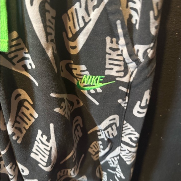 Nike Kids Grey and Green Logo Joggers - Picture 2 of 5